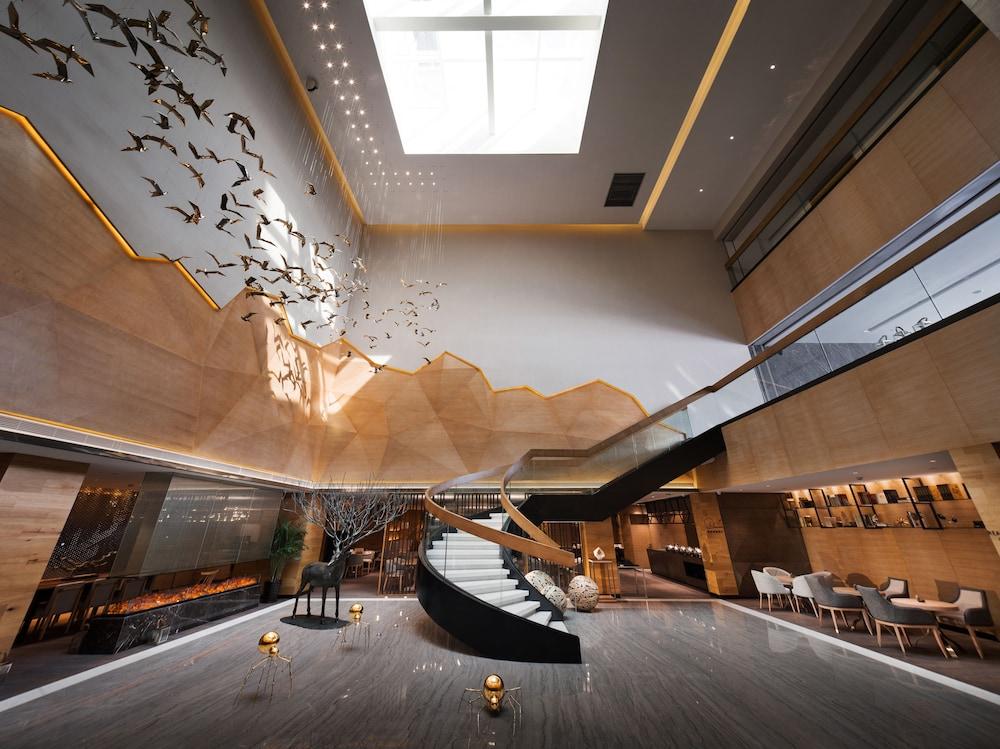 Swisstouches Guangzhou Hotel Residences Luaran gambar